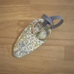 Item thumbnail for item 57769921-585c-46b9-a737-f29976c8d411