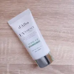 ダルバ　トーンアップサンクリーム（グリーン）