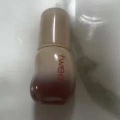 fwee 3Dボリューミンググロスミニ　B14 ミルクティー70%