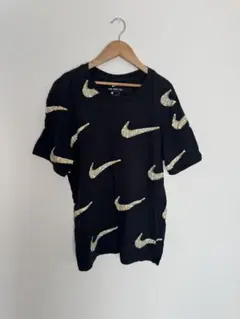 早い者勝ち！NIKETシャツ美品