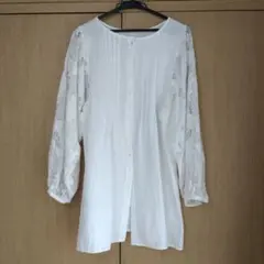 ホワイト レース袖 長袖　はおりブラウス