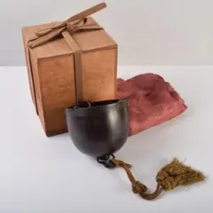 茶道具　古銅槌出　葉形　蓋置　時代箱　V　8546 茶道具 古銅槌出 葉形 蓋置 時代箱 V 8546 - メルカリ