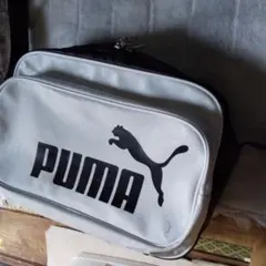 PUMA プーマ エナメルバッグ