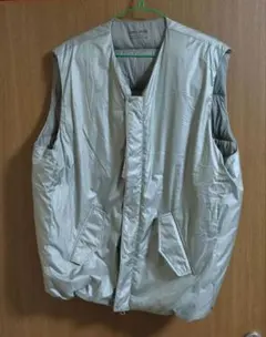 未使用品　ダウンベスト