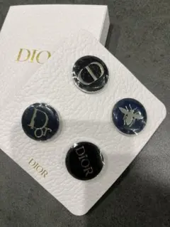 【新品未使用】DIOR ノベルティ ピンバッヂセット