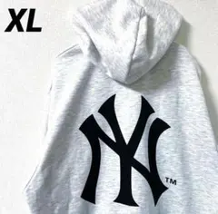 ニューヨーク・ヤンキース　ジップアップ　パーカー　スウェット　刺繍　裏起毛　LL