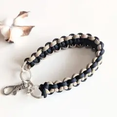 ハンドスラップ スマホストラップ パラコード 携帯 かわいい 黒 ベージュ