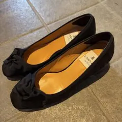 LANVIN en Bleu パンプス　希少サイズ21.5のサムネイル