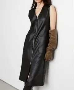 新品未使用　H&M　フロントジップ コーティングワンピース