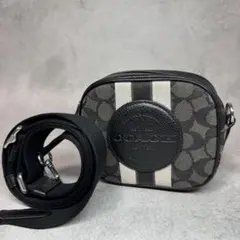 美品 コーチ ショルダーバッグ C9120 カメラバッグ 斜め掛け クロスボディ