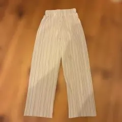 レディース　パンツ　ベージュ