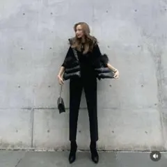 2025年最新】esmok ファーの人気アイテム - メルカリ