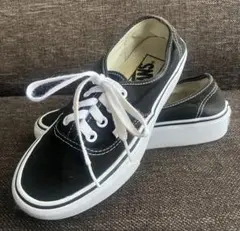 VANS オーセンティック　507452 黒白22cm