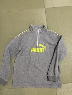 PUMA グレー ハーフジップ トレーナー