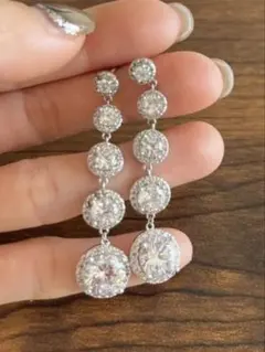 Item thumbnail for item 2df268fb-8a97-48e9-a0d1-365db01ff332