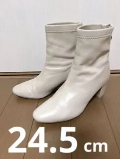 美品♡やわらかストレッチブーツ　シューラルー　アイボリー　24.5cm