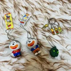 食品キャラクター　キーホルダー7点セット売り　うまえもん.ラ王.ベビースター