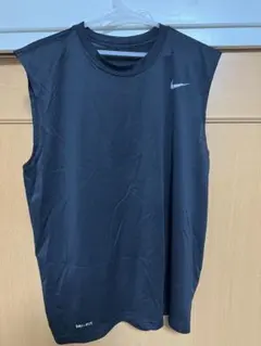 Nike DRI-FIT ノースリーブタンクトップ 2色、3点セット