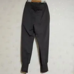 ジョガーパンツ