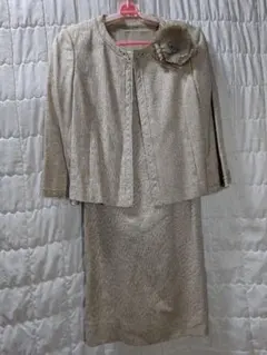 コムサデモード　ベージュ　セレモニーワンピース