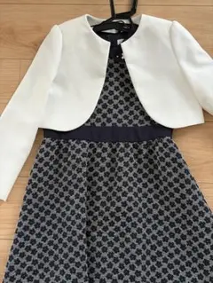 花柄ドレスとジャケットセット