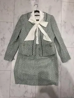 セレモニースーツ　セットアップ　ノーカラー　ツイードジャケット　スカート