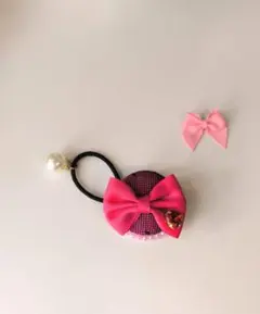 ラッキーカラー＆推しカラー.ヘアゴム　ハートビーズ.マゼンタ