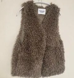 2025年最新】毛皮ベストの人気アイテム - メルカリ