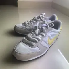 まるまる様　NIKE スニーカー　ホワイト　グレー　イエロー　白　黄色　灰色