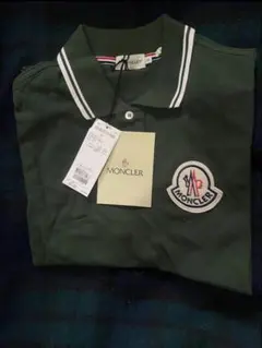 未使用品　MONCLER ポロシャツ ダークグリーン Sサイズのサムネイル