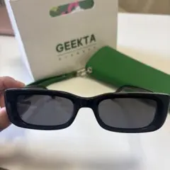 Item thumbnail for item 313d29cf-5cd5-4a56-bf8b-1afaeaaece74