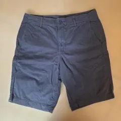 UNIQLO ダークグレー ショートパンツ