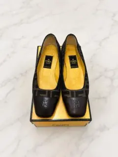 FENDI ズッカ柄 パンプス 36 約23.5cm 箱付のサムネイル