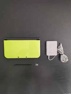 【極美品】Newニンテンドー3DS LL ライム×ブラック 32GB SDカード