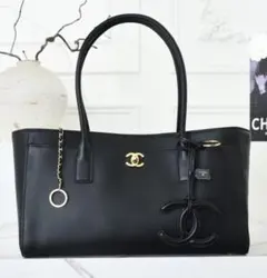 CHANEL ショルダーバッグ