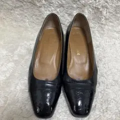 TRUSSARDI トラサルディ　レザー　パンプス　黒　ブラック　22cm