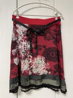 Desigual フレアスカート レッド ブラック Lのサムネイル