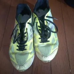 adizero ランニングシューズ イエロー