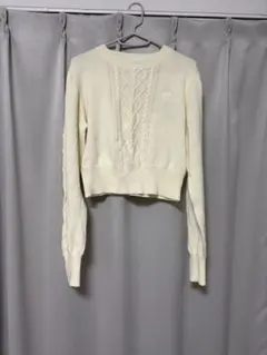 NICE CLAUP アイボリー ケーブルニット クロップド