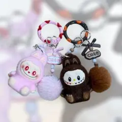 ラブブLabubu キーホルダー　L