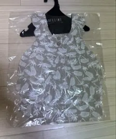 リゾートワンピース　4号　ライフライク　犬の服