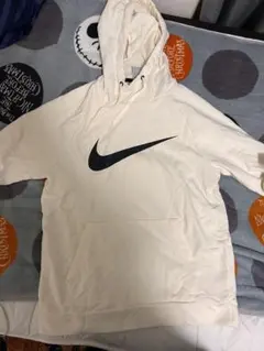 NIKEパーカー