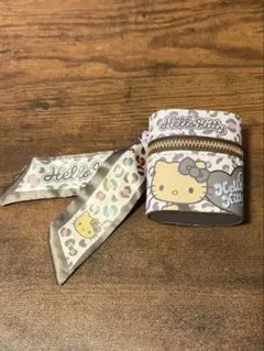ハローキティ ヒョウ柄ポーチ