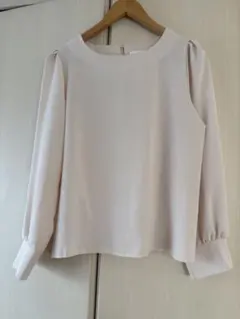 長袖ブラウス トップス ベージュ系無地 シンプル オフィス カジュアル