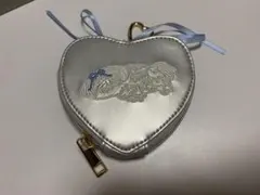 マジスティックレゴン SZKコラボ ハートチャームポーチ シルバー 犬