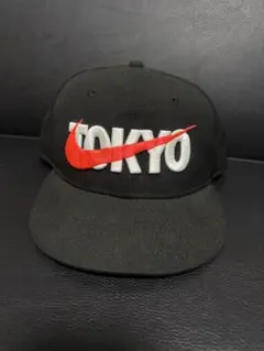 NIKE ナイキ TOKYO 刺繍ロゴ キャップ 帽子 スポーツ ブラック