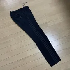 adidas ブラック ストライプパンツ Mサイズ