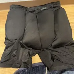 パッド付きヒップガード Sサイズ ブラック