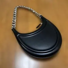 美品　ZARA ハーフムーン　ショルダーバッグ