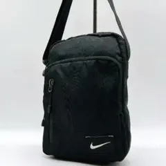 美品 NIKE ヘリテージ クロスボディ ショルダーバッグ h94のサムネイル